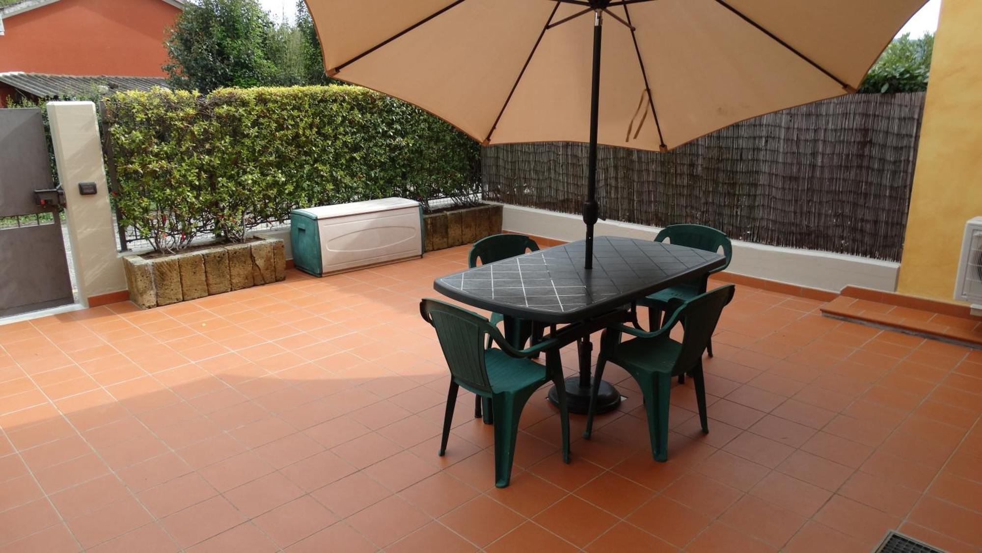 Rose Apartment Luni Dış mekan fotoğraf